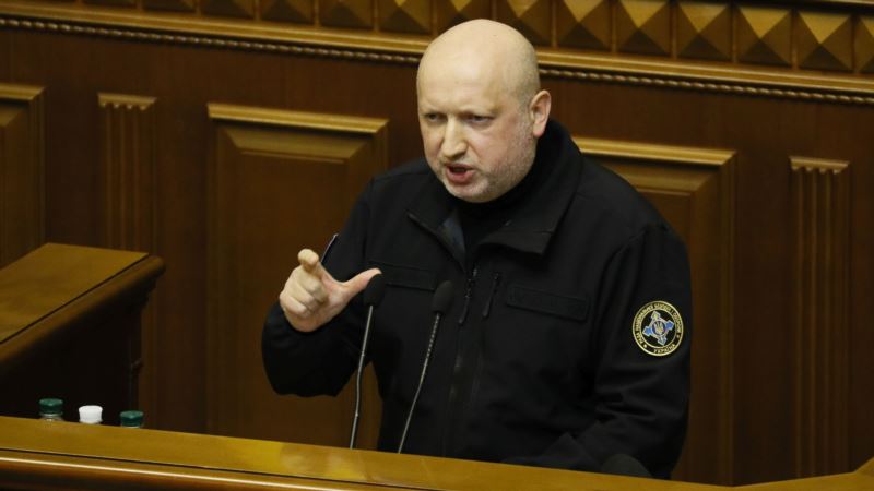 Турчинов рассказал, как требовал выбить российский спецназ из Симферополя