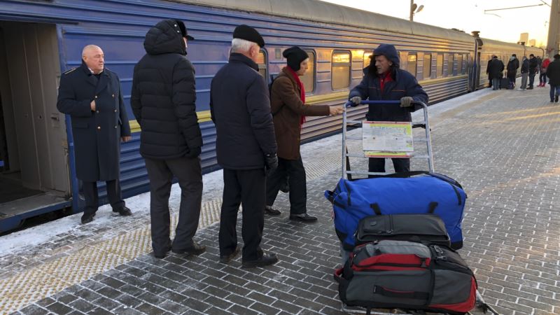 Спецпоезд вывезет из Украины россиян и отправит в Украину украинцев – правительство России