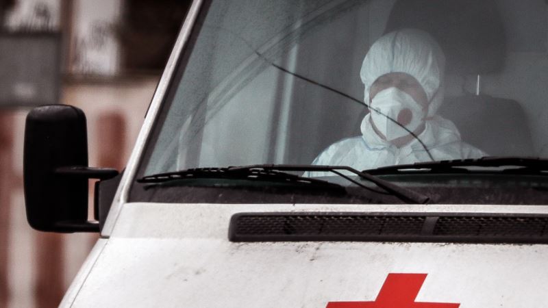 Россия: в Москве – очереди из «скорых» перед больницами