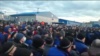 Стихийное собрание вахтовиков. Скрин с видео, снятого одним из участников протеста