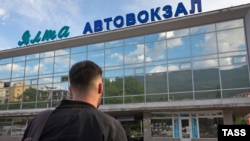 «На Керчь»: в Крыму возобновили автобусное сообщение (фотогалерея)