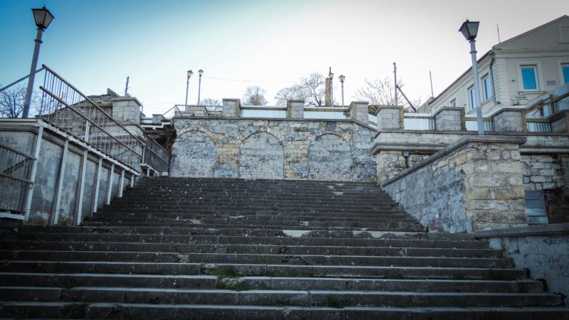 Митридатские лестницы в Керчи «реконструируют» с опережением графика – российские власти