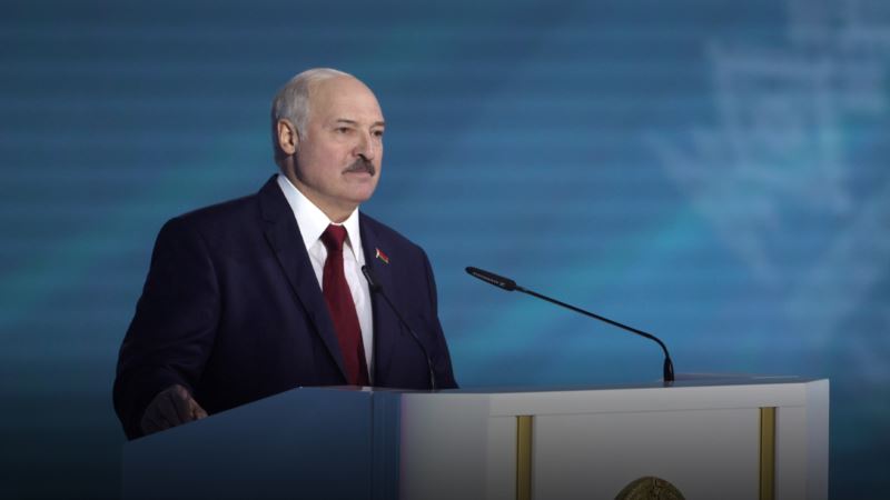 Лукашенко во время выступления в генштабе: «Страну мы не отдадим»
