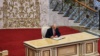 Александр Лукашенко подписывает документ после присяги во время неанонсированной «инаугурации» в Минске 23 сентября 2020 года