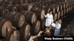 Власти Крыма выставили на аукцион «Массандру»: стала известна стартовая цена винзавода