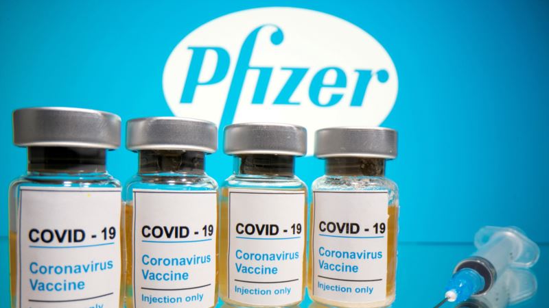 COVID-19: Великобритания первой одобрила использование вакцины Pfizer