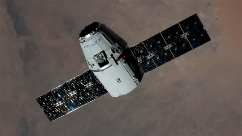 Грузовик SpaceX вернулся на Землю