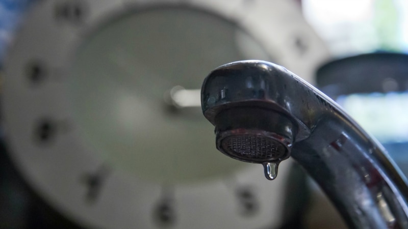 В Симферополе ограничили подачу воды из-за аварий – водоканал