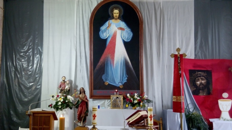 В Севастополе римо-католики провели пасхальное богослужение на украинском, польском и русском языках